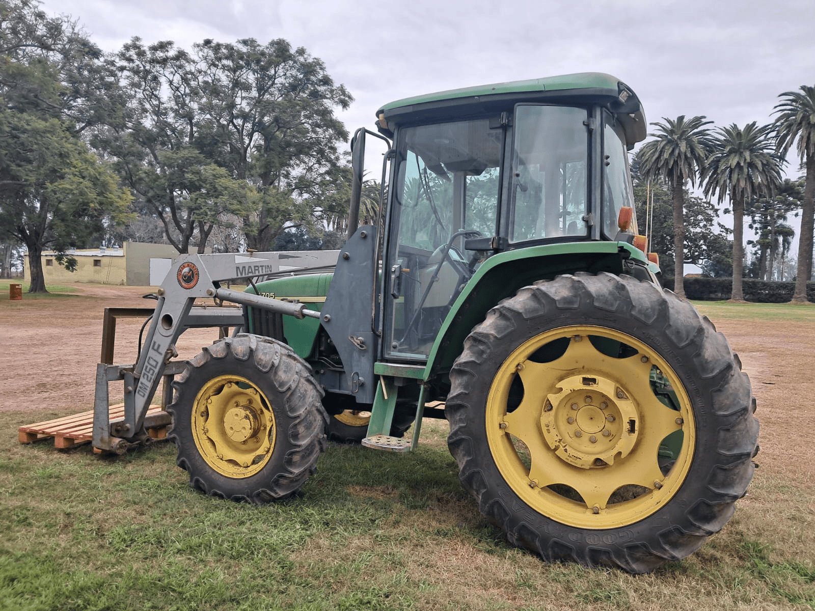 Tractor